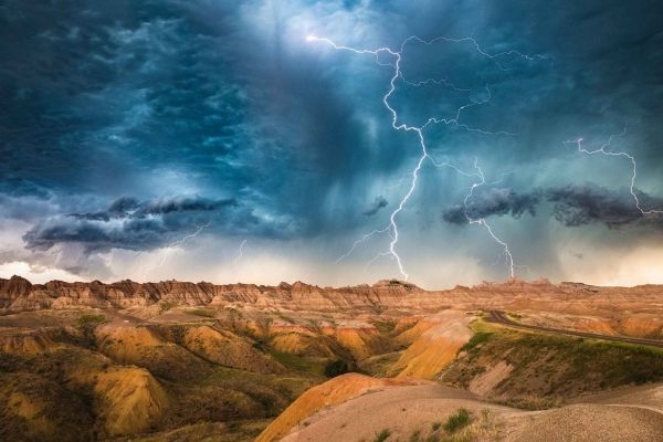 carousel-risk-landscape-reports